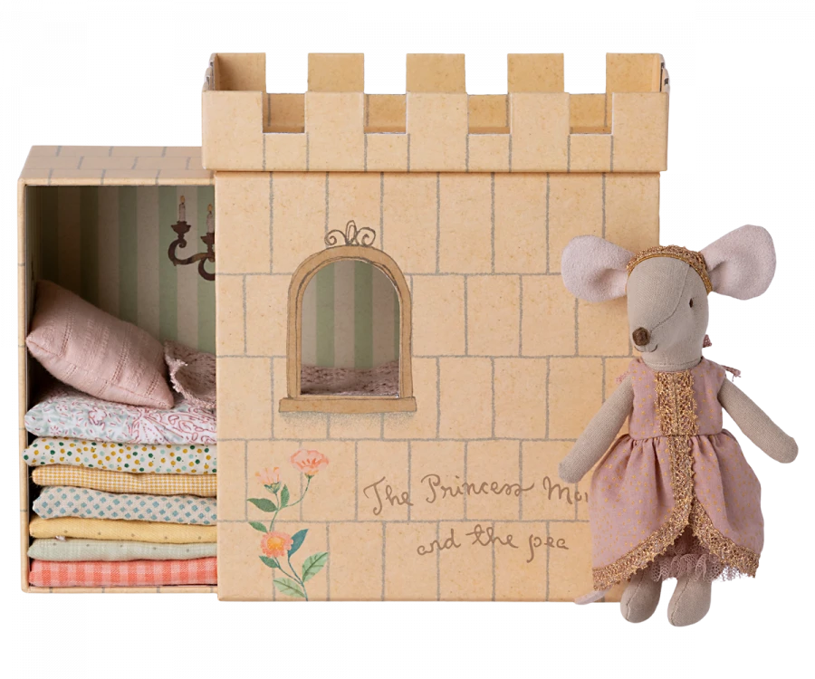 Maileg Princess And The Pea Mouse 3 Maileg Princess And The Pea Mouse