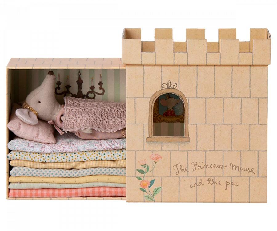 Maileg Princess And The Pea Mouse 5 Maileg Princess And The Pea Mouse - Image 3