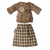 Blouse And Skirt For Grandma Mouse -Maileg 17 3304 00 4 900x750 resize fill