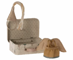 Maileg ETA APRIL SS24 Fairy Clothes In Suitcase, Little Sister Mouse -Maileg 17 4102 00 37886143 e0a9 4214 9c6d 2e2f49b387a1