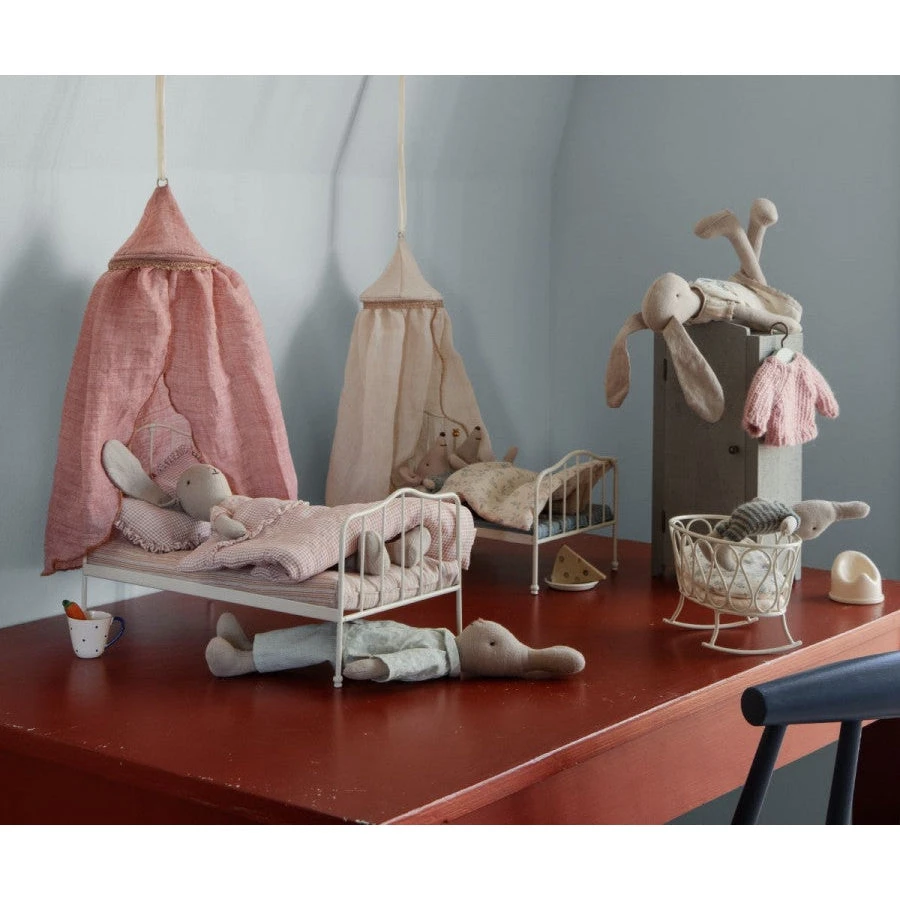 Maileg Miniature Bed Canopy - Rose 4 Maileg Miniature Bed Canopy - Rose - Image 2