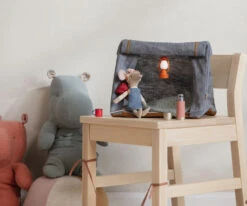 Maileg Vintage Lantern - Orange -Maileg image 2 40470bde e78c 4901 ba90 a6ba2d018a53 2048x 61502.1670088859